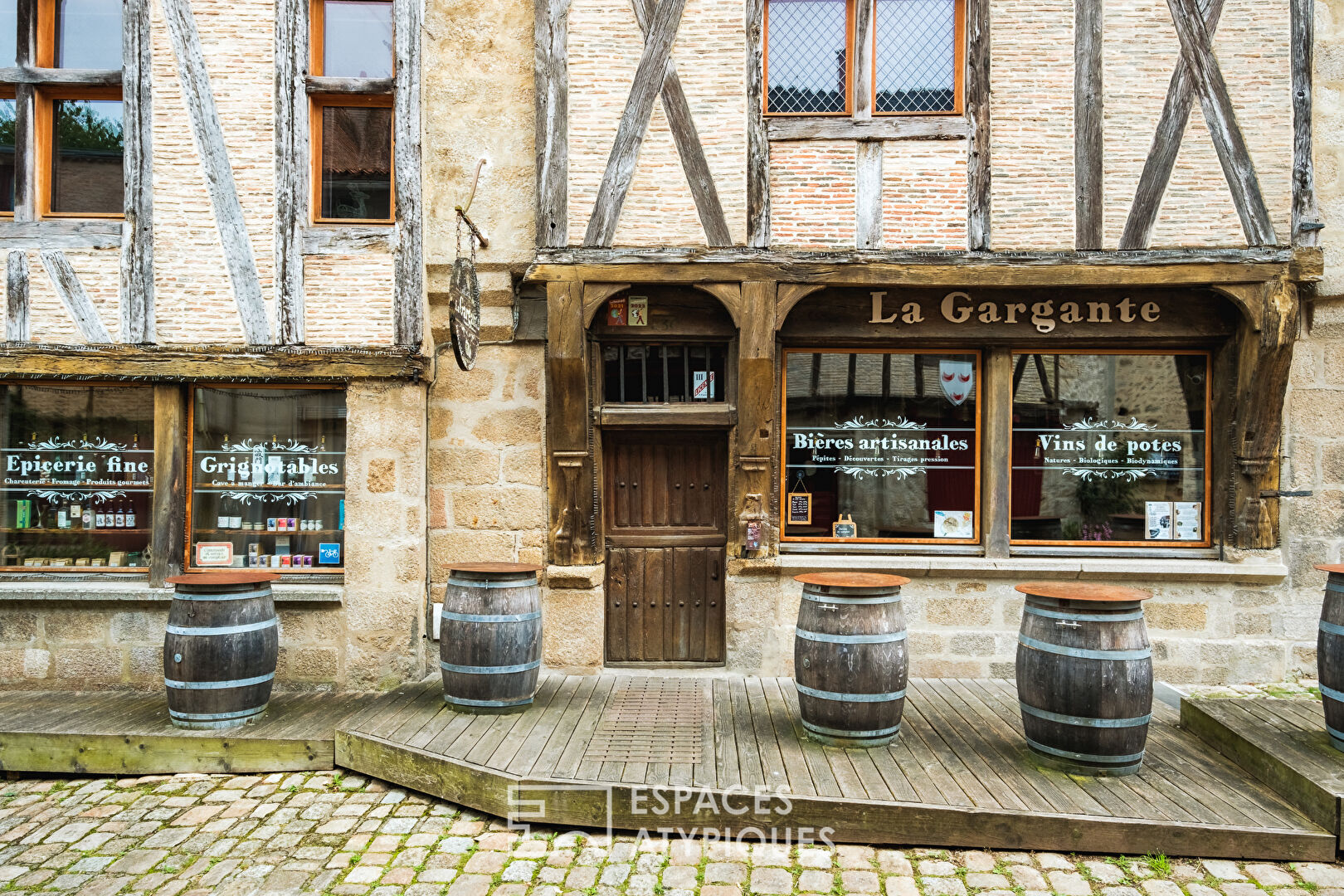 Half-timbered house between heritage and modernity