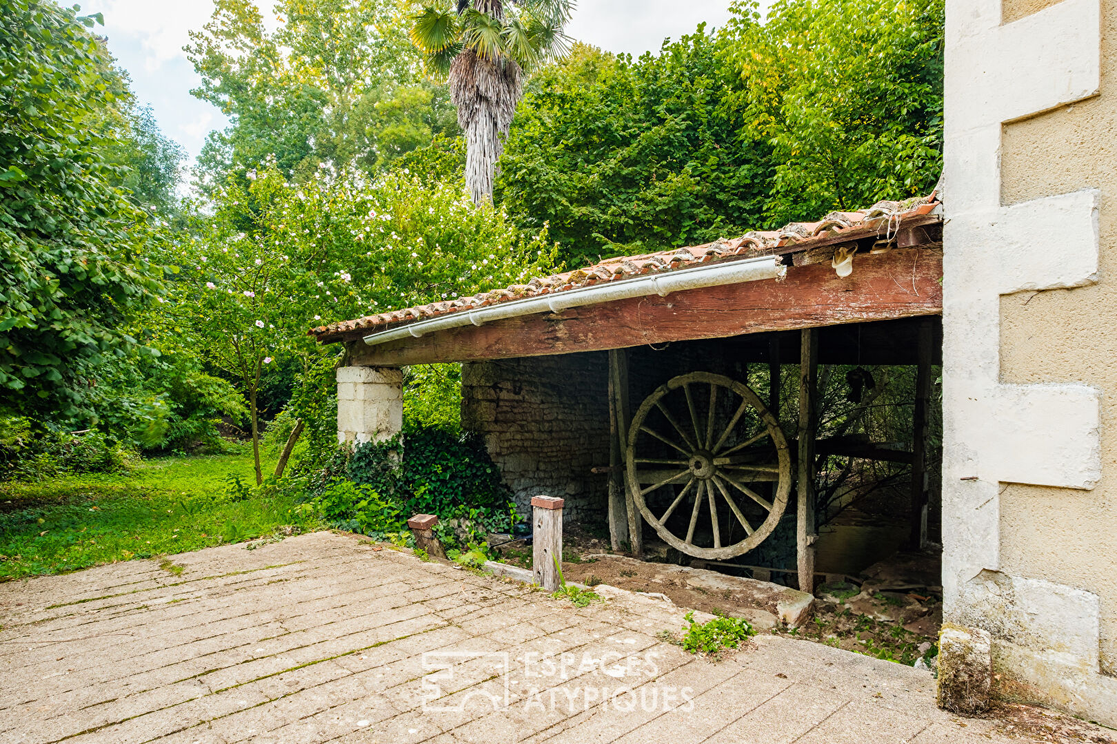 Illustrious mill on the banks of the Sèvre to be reinvented