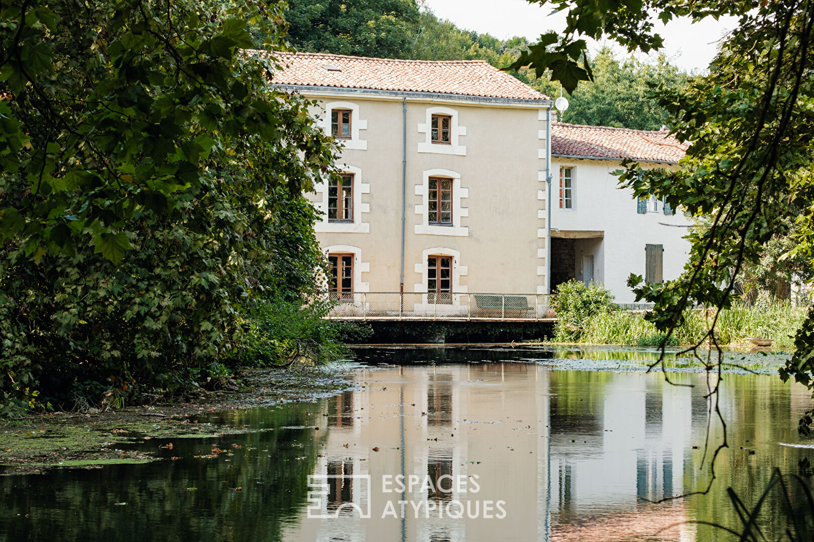 Illustrious mill on the banks of the Sèvre to be reinvented