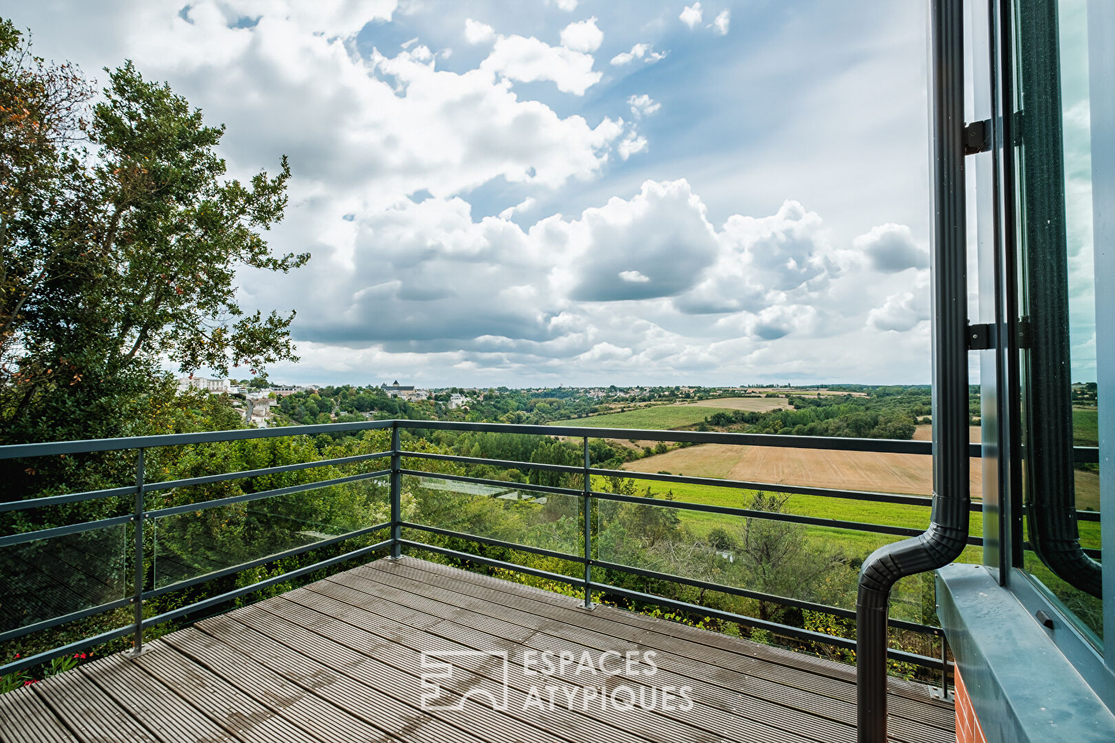 Maison d’architecte signée à la vue imprenable