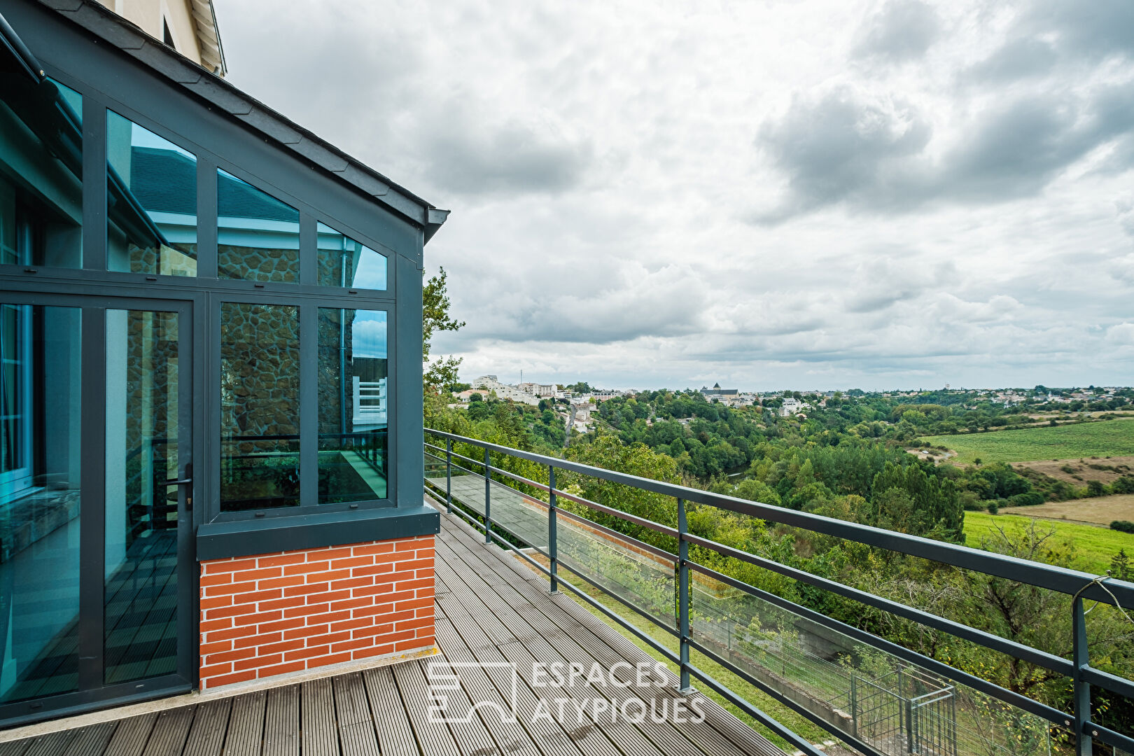 Maison d’architecte signée à la vue imprenable