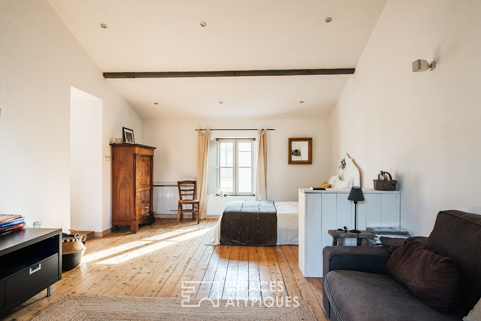 Elegant townhouse near Les Halles