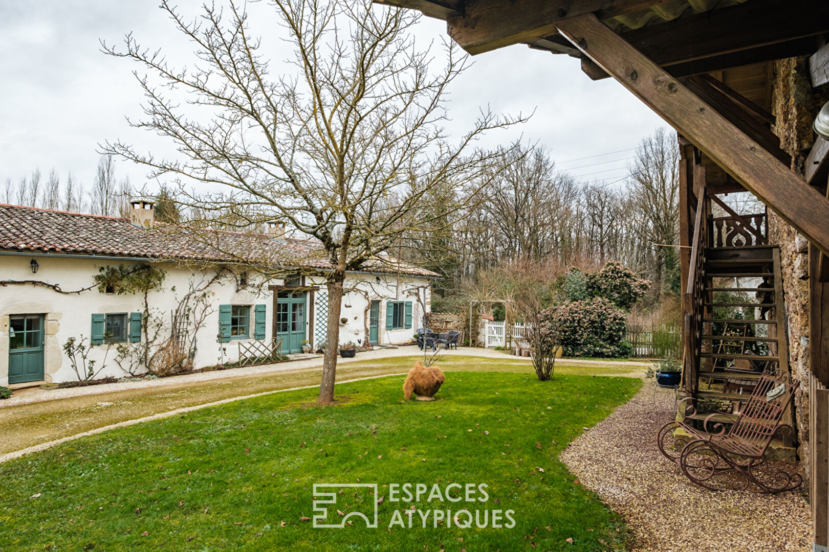 Cocoon in the heart of the countryside and its gîte