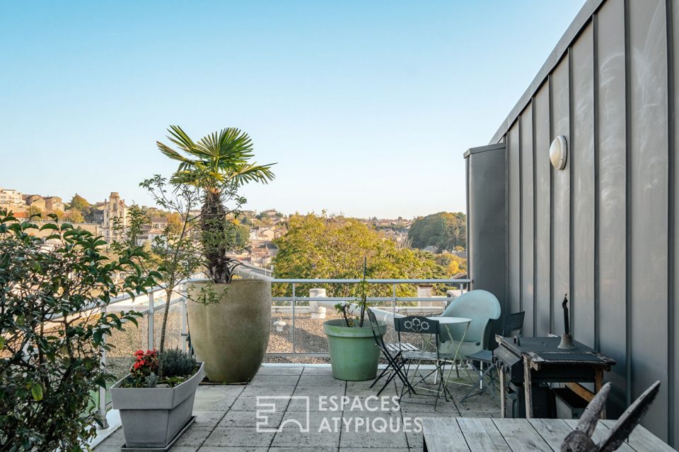 Appartement dernier étage avec terrasse et vue panoramique exceptionnelle sur Poitiers