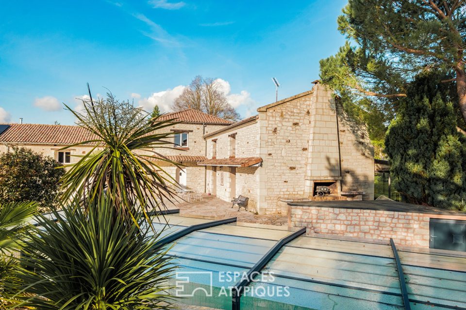 Charmante maison de famille avec piscine et dépendances à la campagne