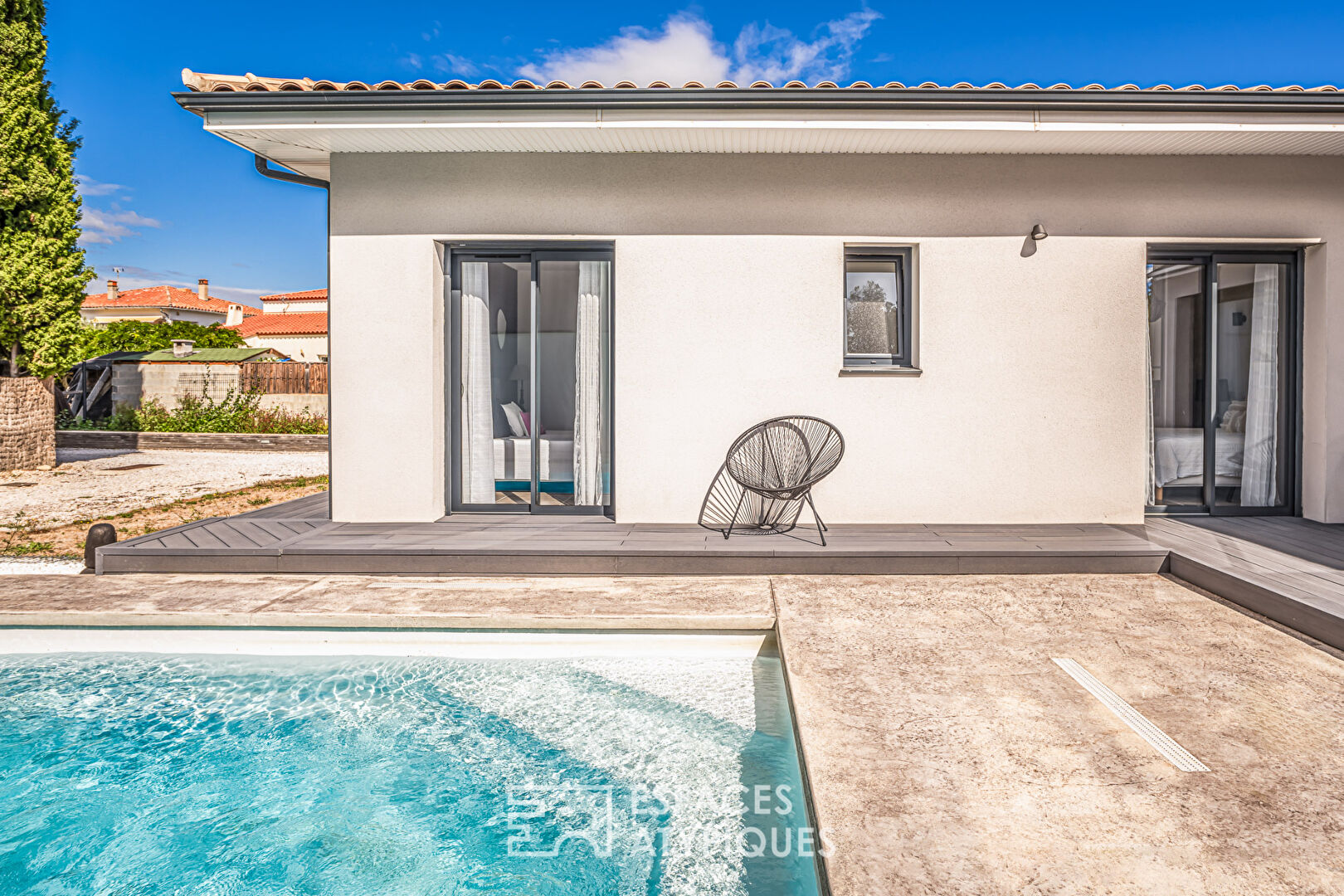 Villa contemporaine de plain-pied dans un secteur calme