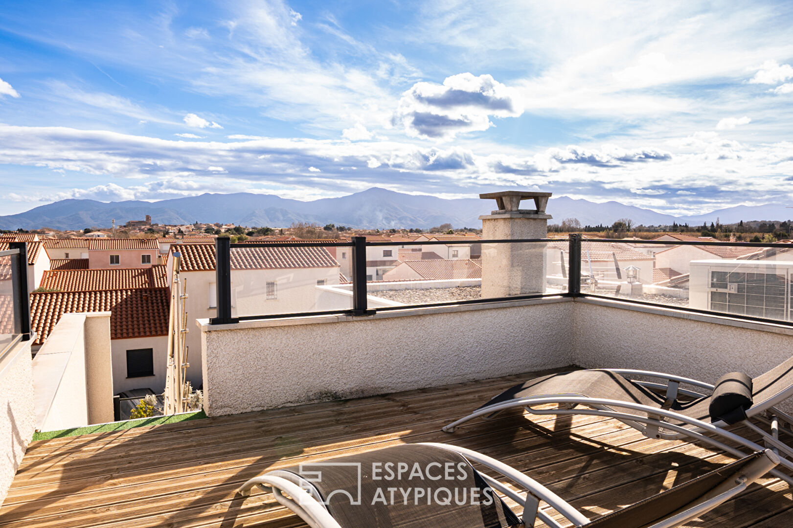 Cocon de charme avec piscine et terrasse panoramique