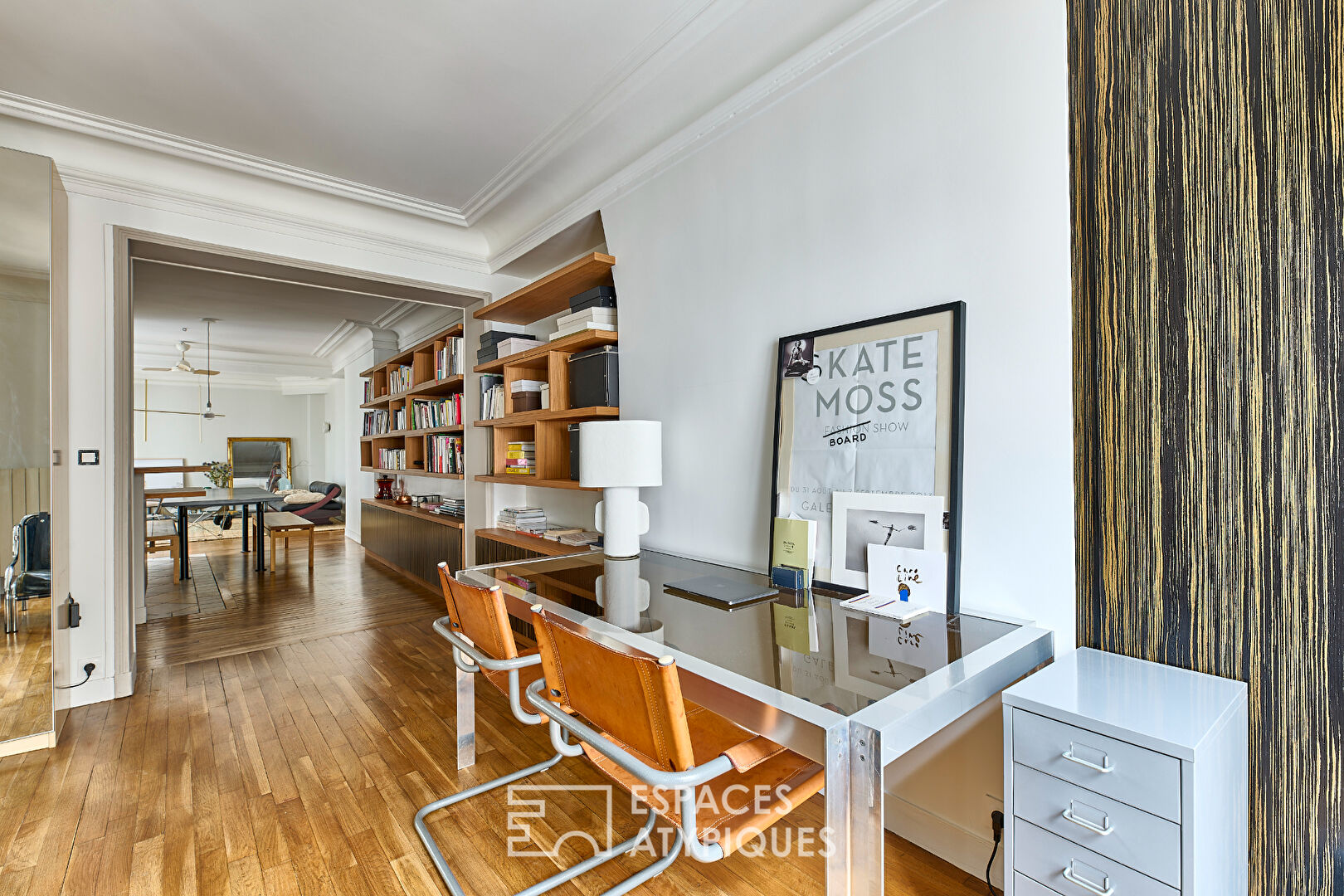 Contemporary apartment a stone’s throw from Place des Vosges