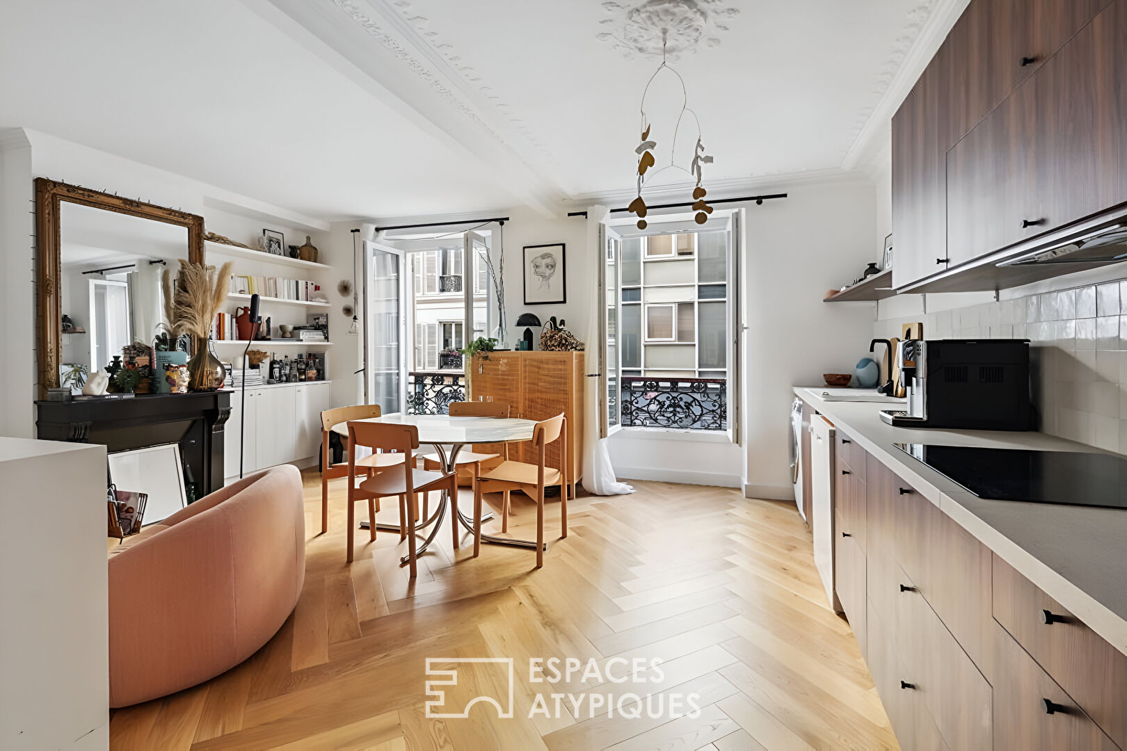 Renovated apartment near Rue des Rosiers