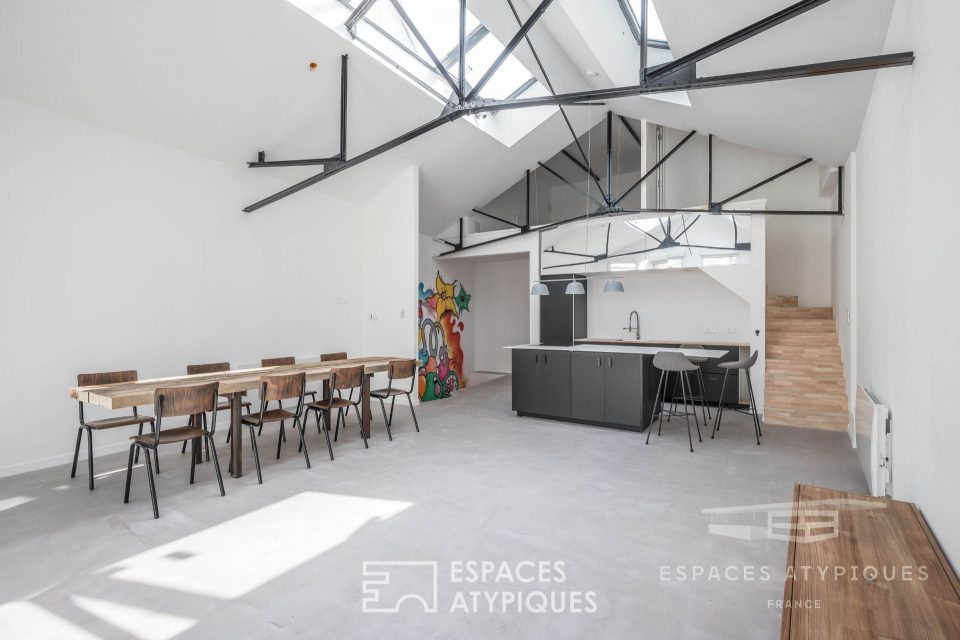 93100 MONTREUIL - Loft avec terrasse dans un ancien garage - Réf. 1789EP