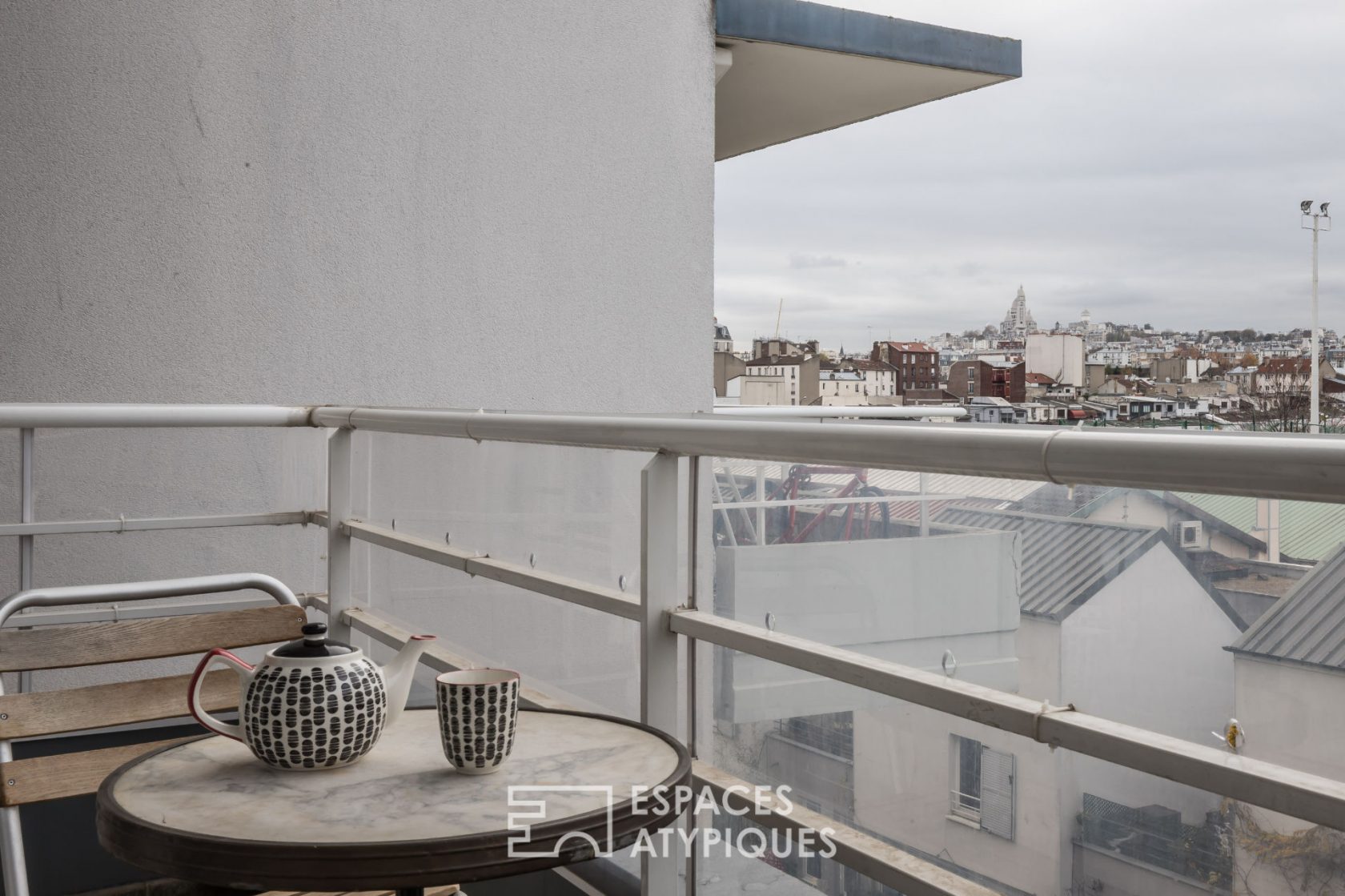 Appartement avec balcon et vue
