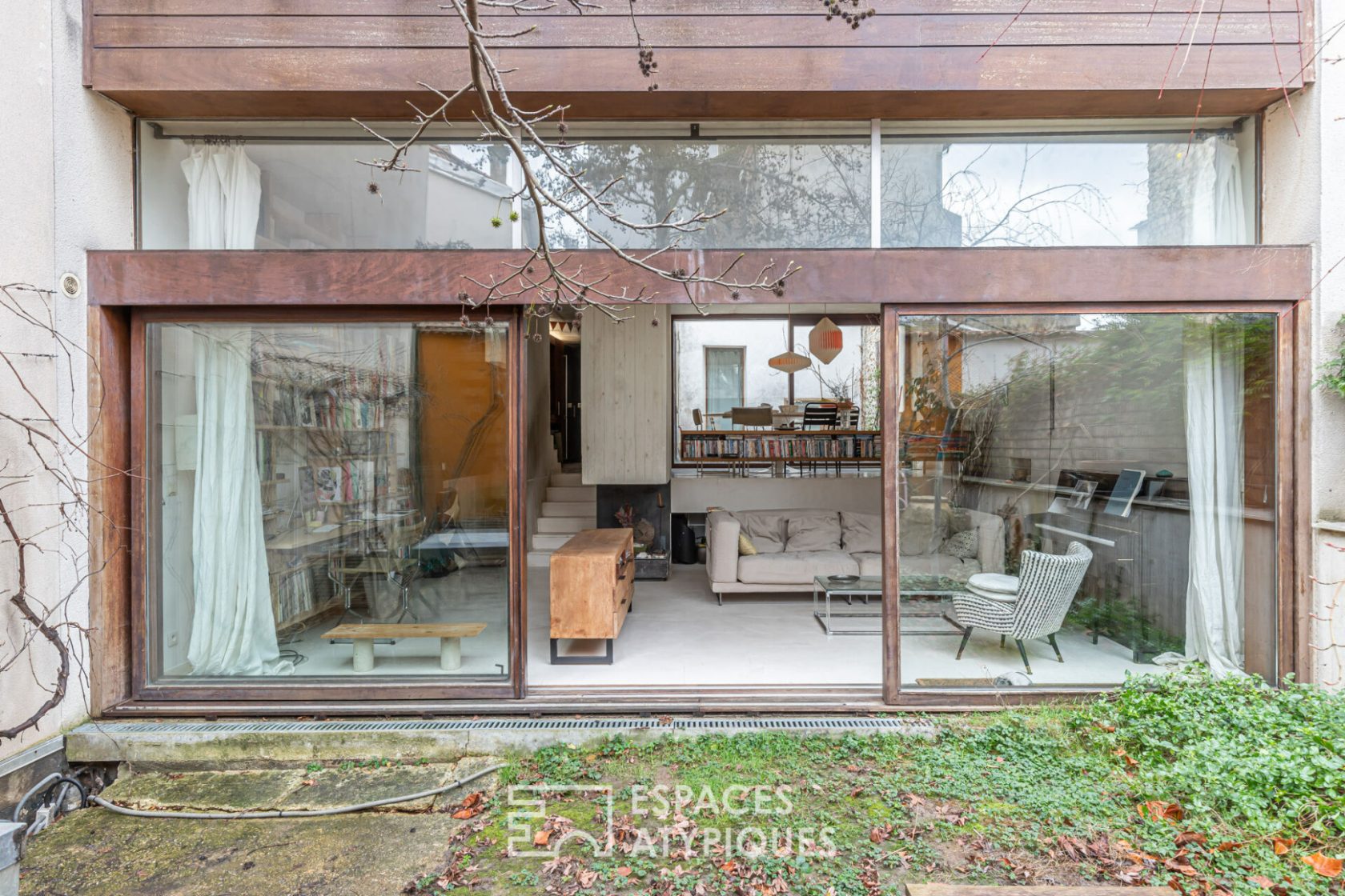 Seventies house with garden and terraces