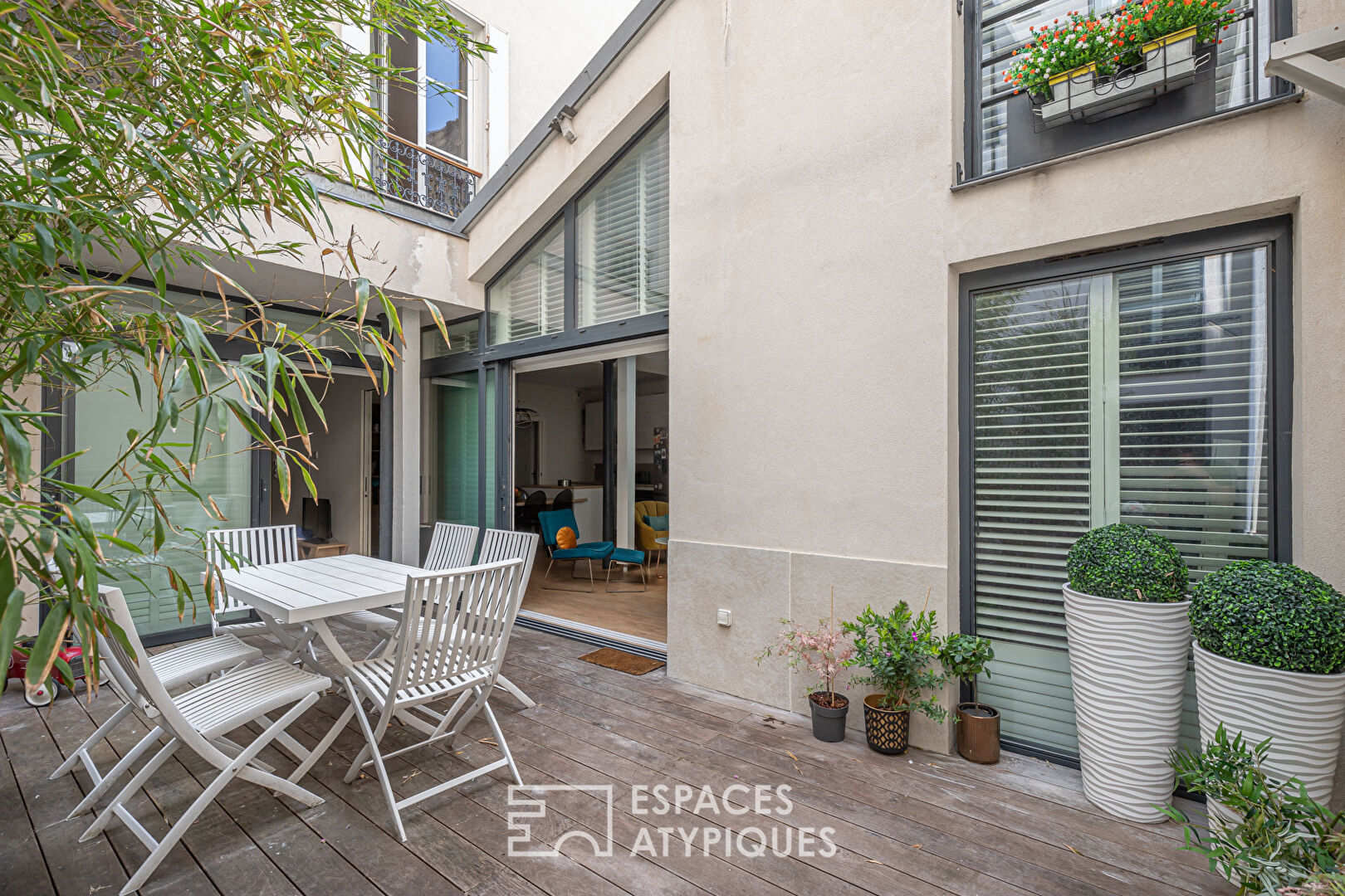 Maison/loft dans une ancienne imprimerie avec terrasse