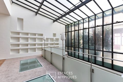 Loft with swimming pool and commercialization at Marché Saint-Martin