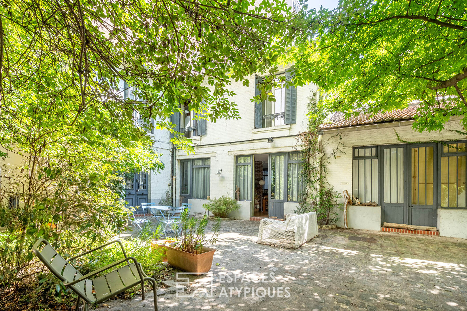 House with garden and terraces