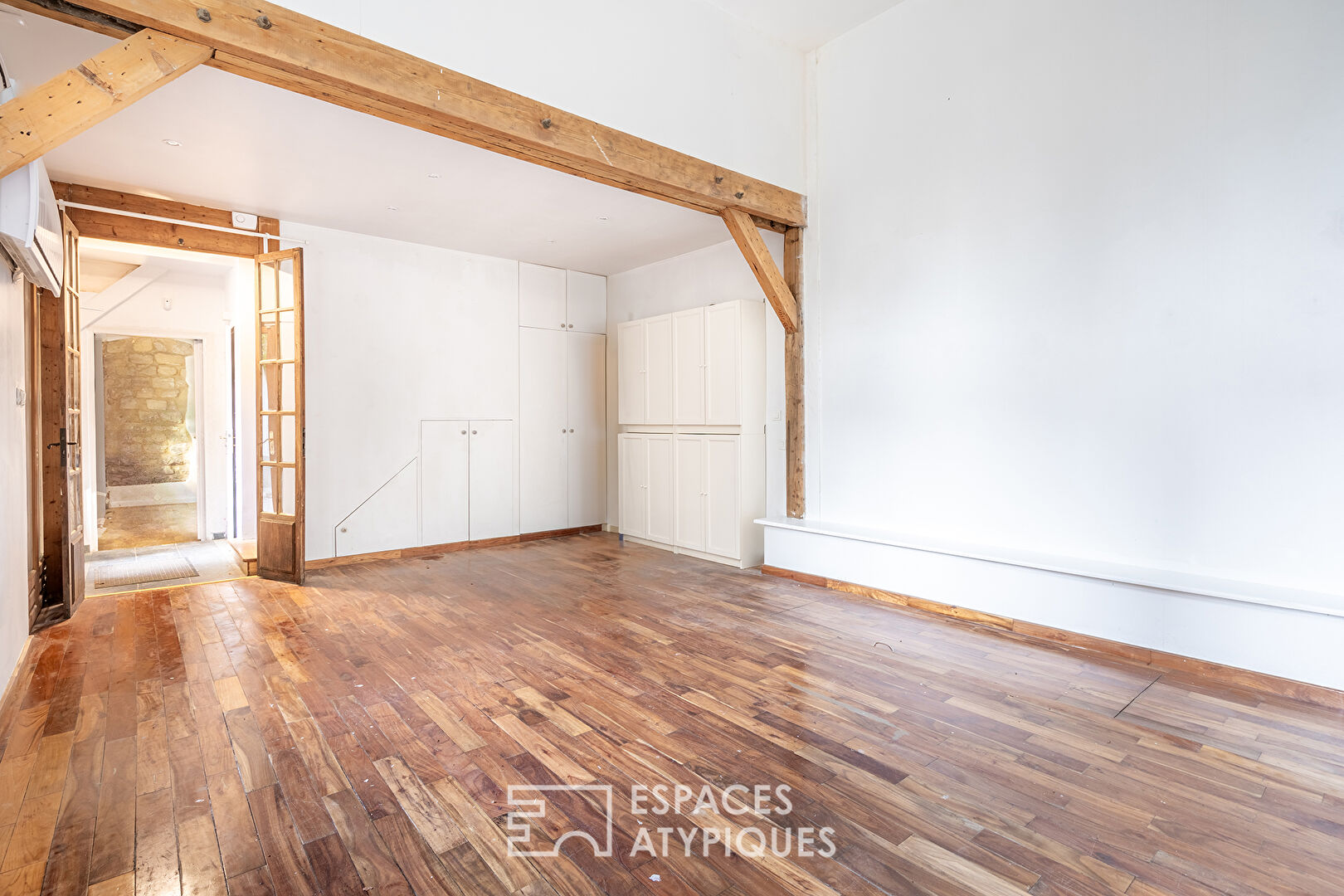 Maison avec terrasse à rénover