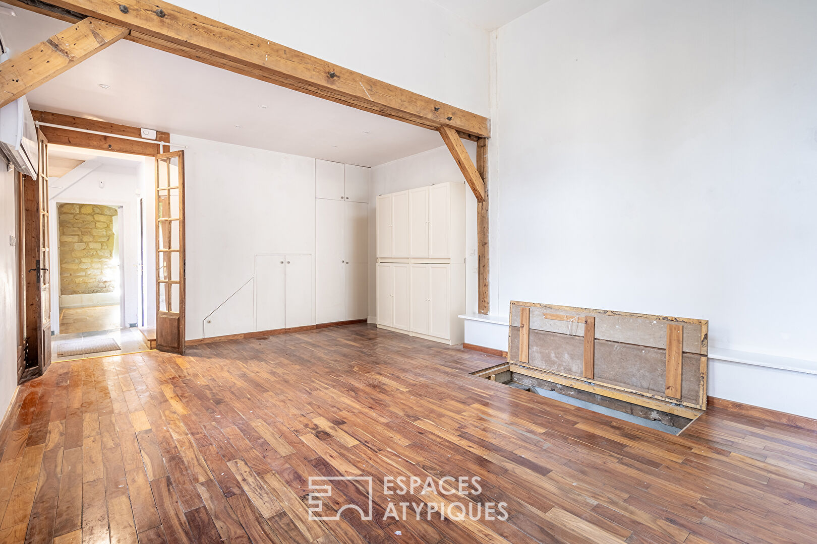 Maison avec terrasse à rénover