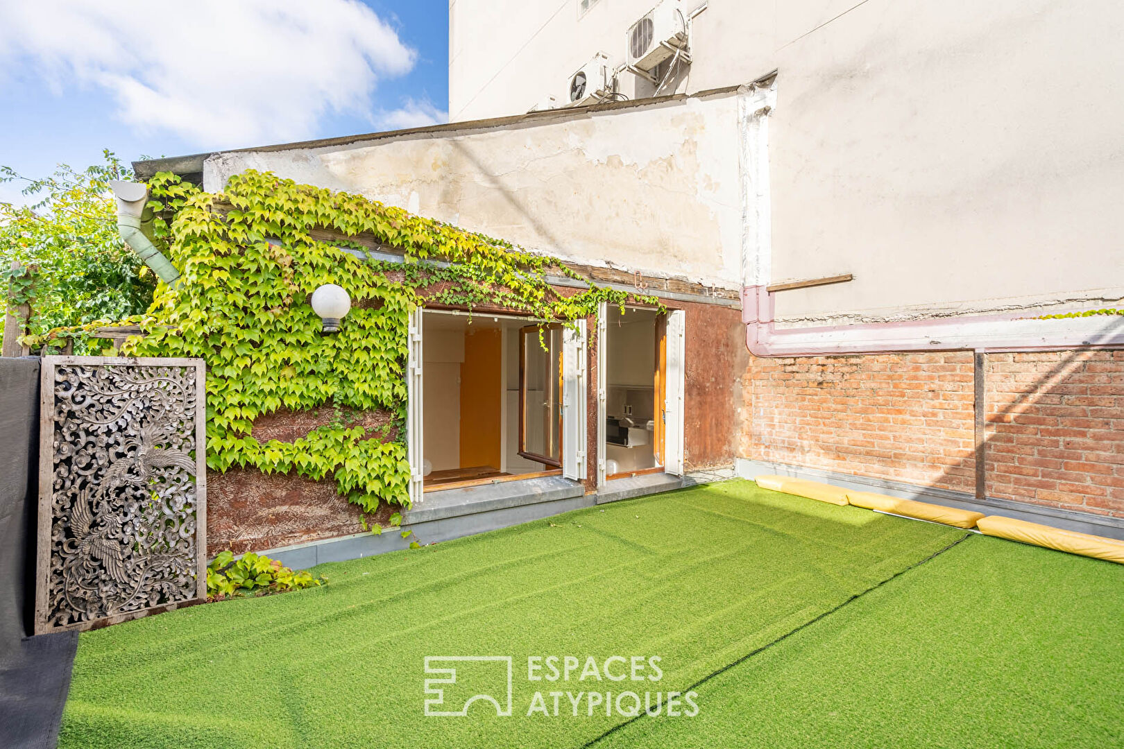 Maison avec terrasse à rénover