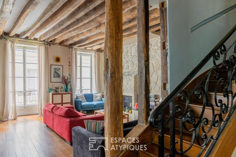 Duplex traversant au coeur du Marais