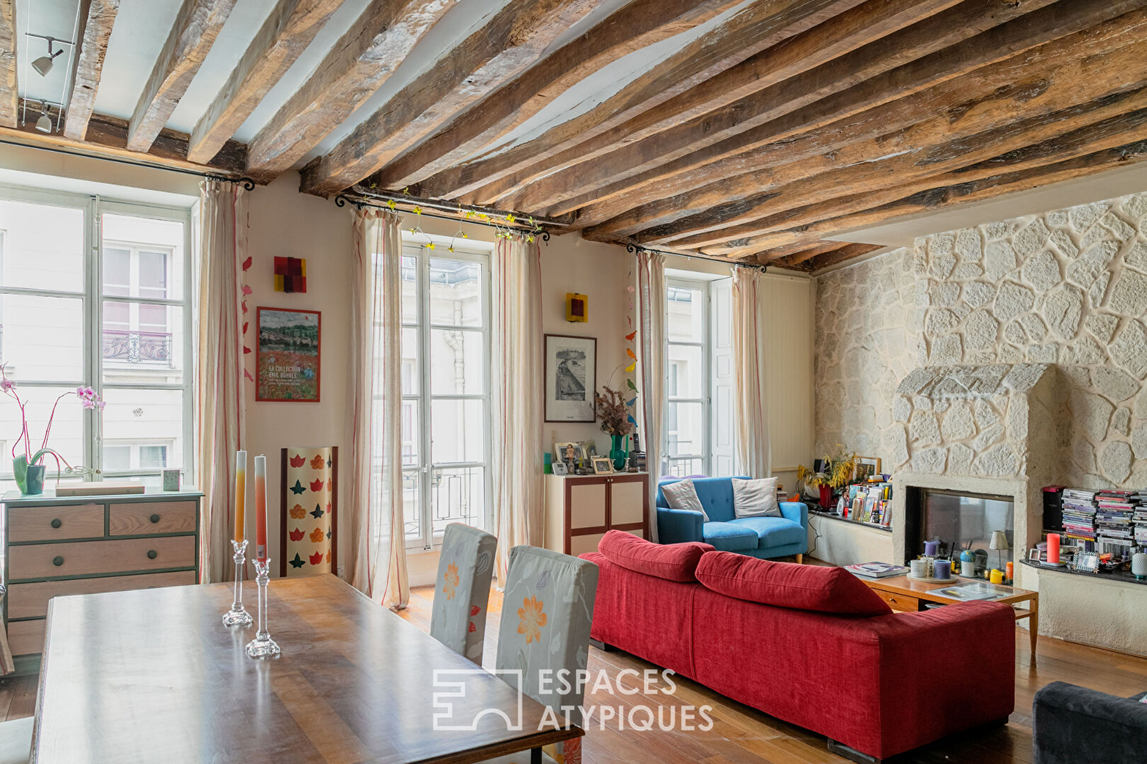 Crossing duplex in the heart of the Marais