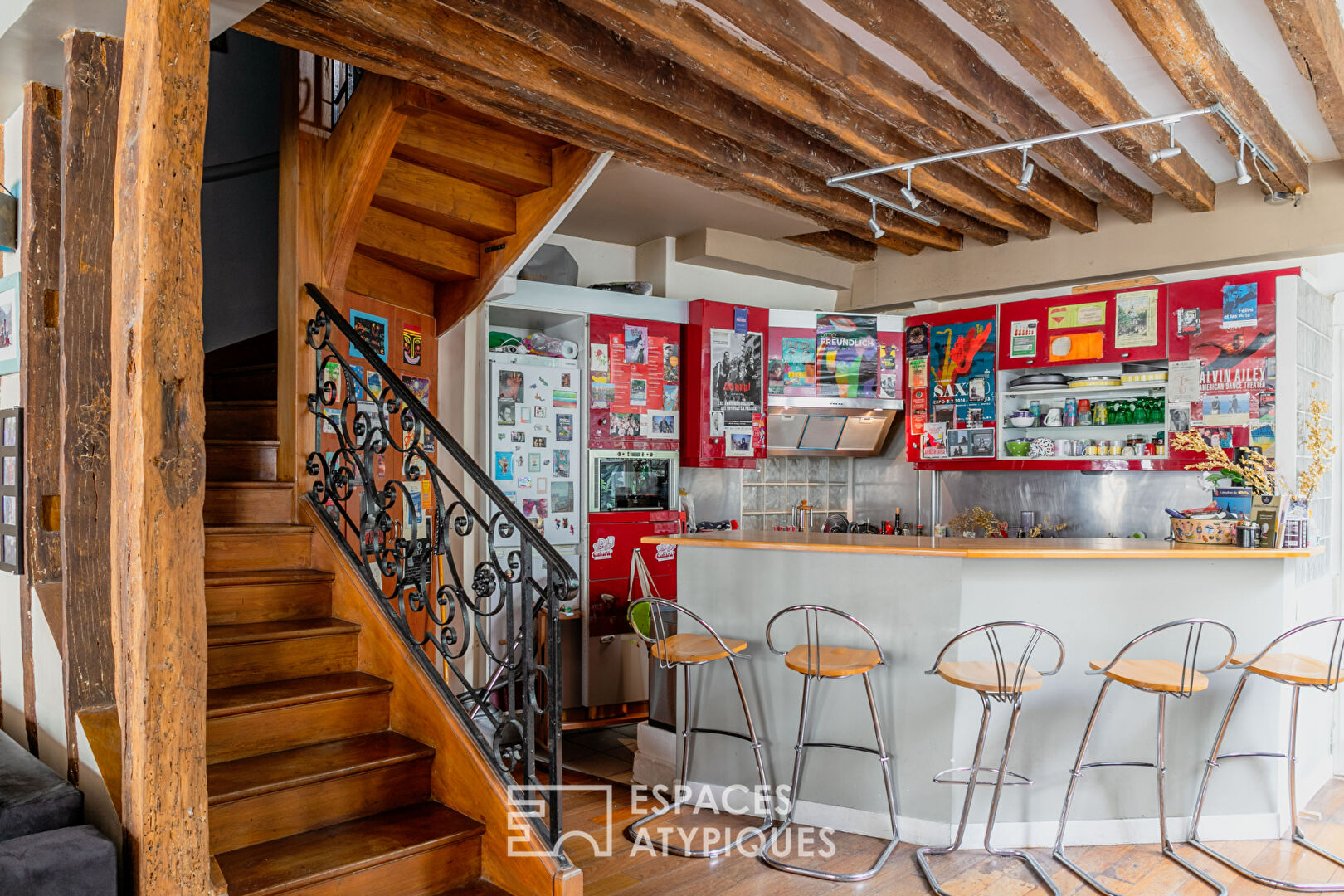 Crossing duplex in the heart of the Marais