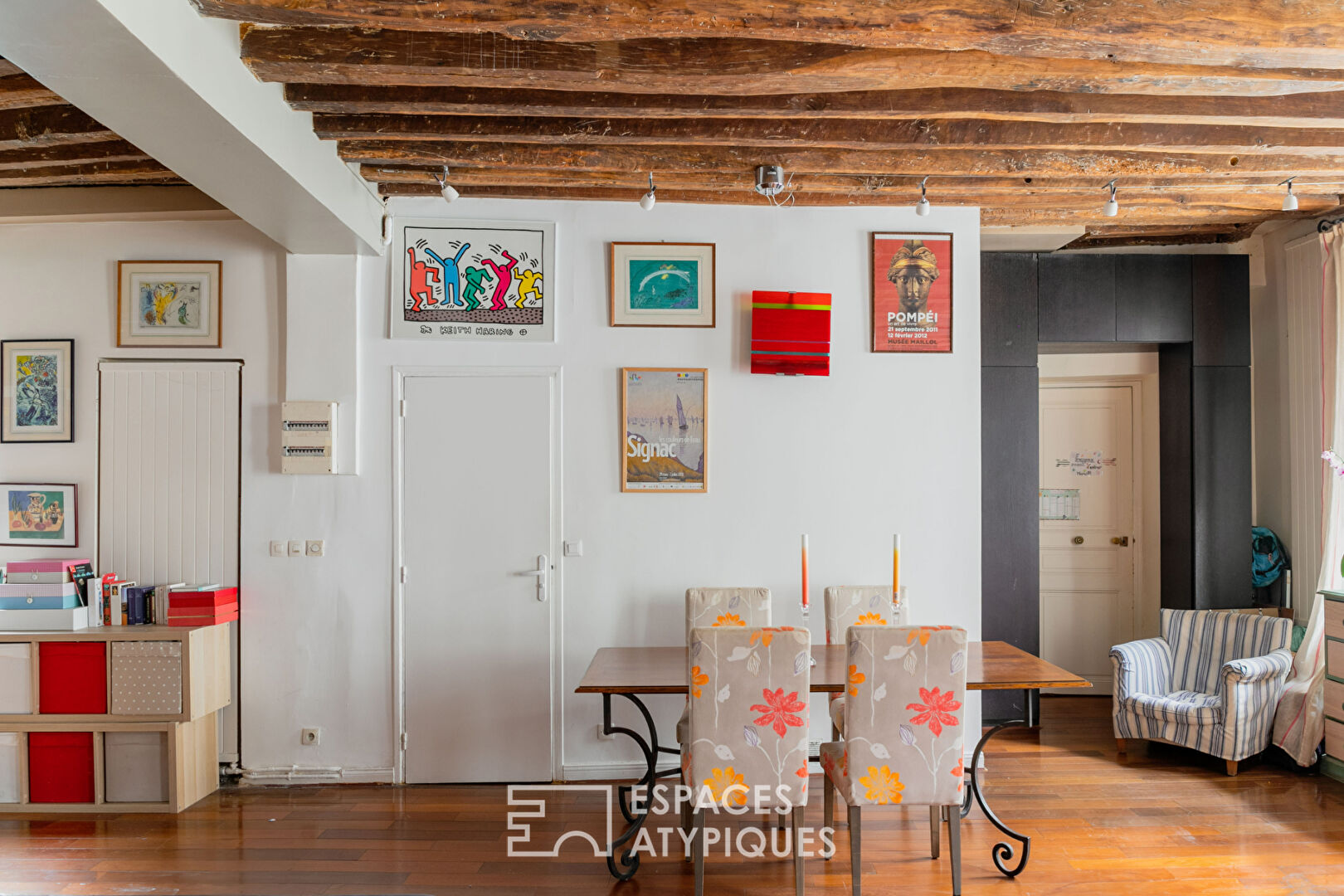 Crossing duplex in the heart of the Marais