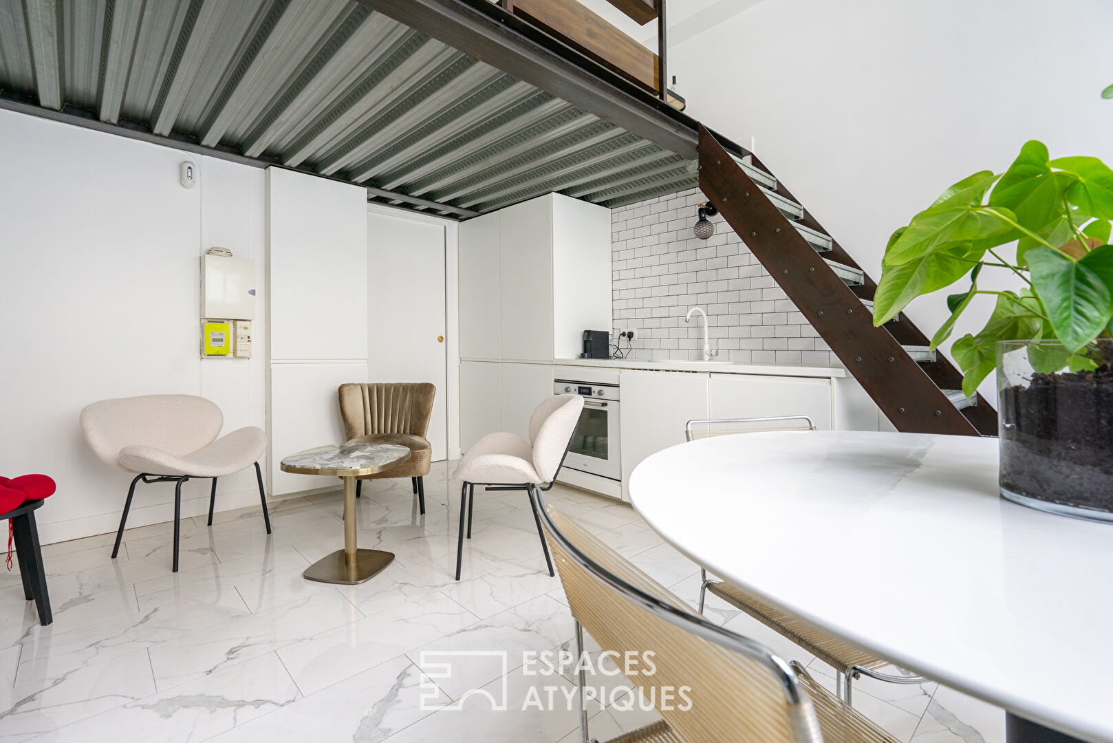 Appartement contemporain avec mezzanine