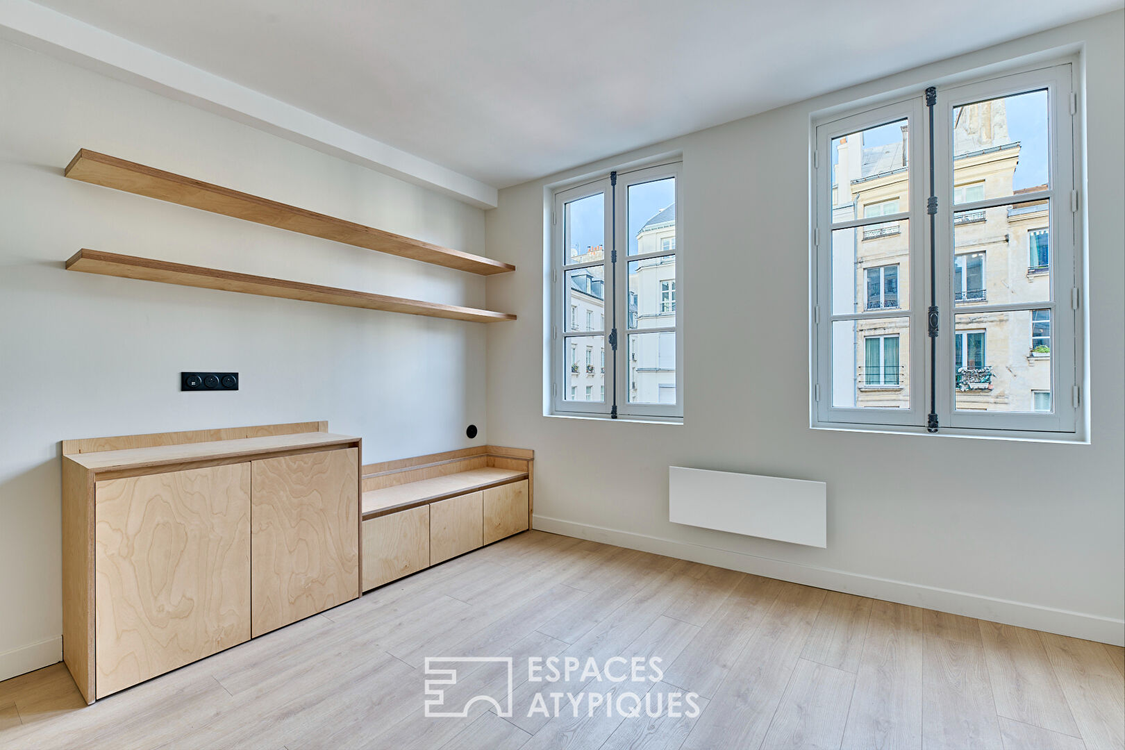 Renovated studio in the heart of the Marais