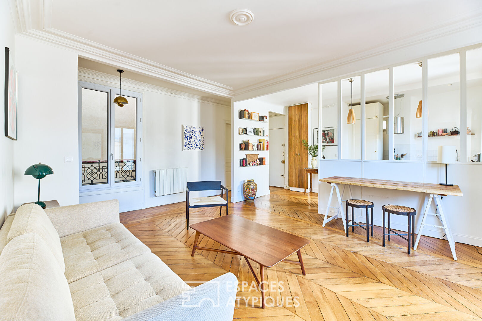 Appartement lumineux entre les Buttes-Chaumont et le Parc de Belleville