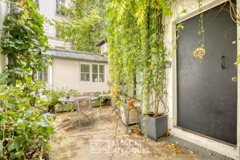 Loft industriel sur cour avec jouissance d’une terrasse