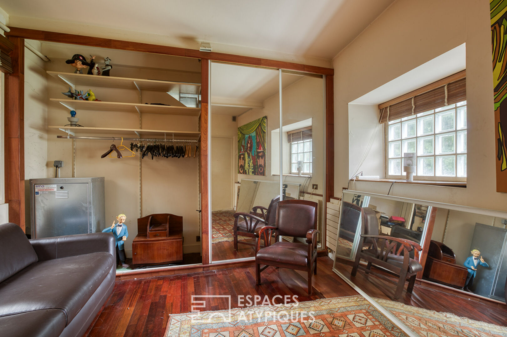 Loft industriel sur cour avec jouissance d’une terrasse