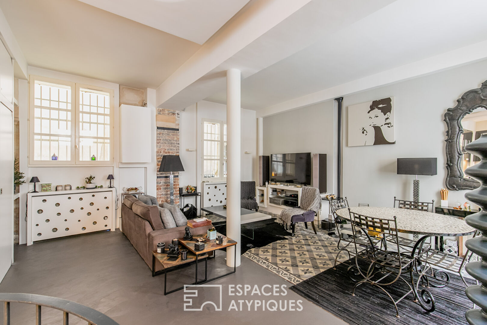 Appartement esprit loft au coeur Marais