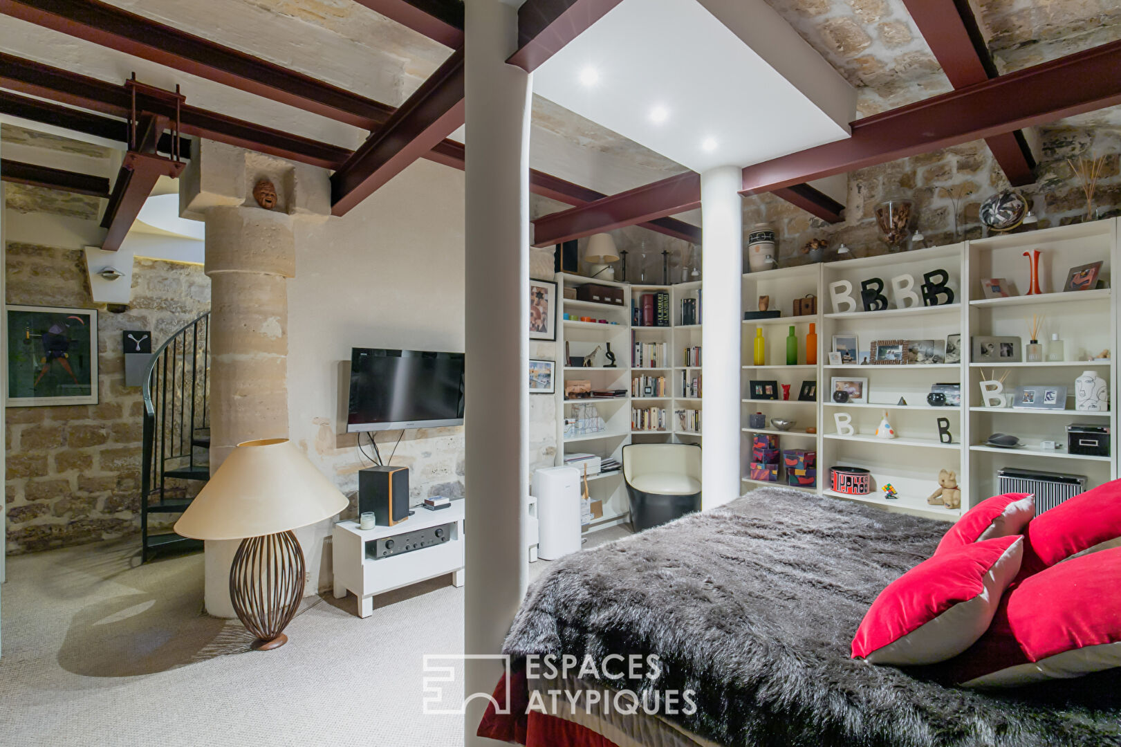 Appartement esprit loft au coeur Marais