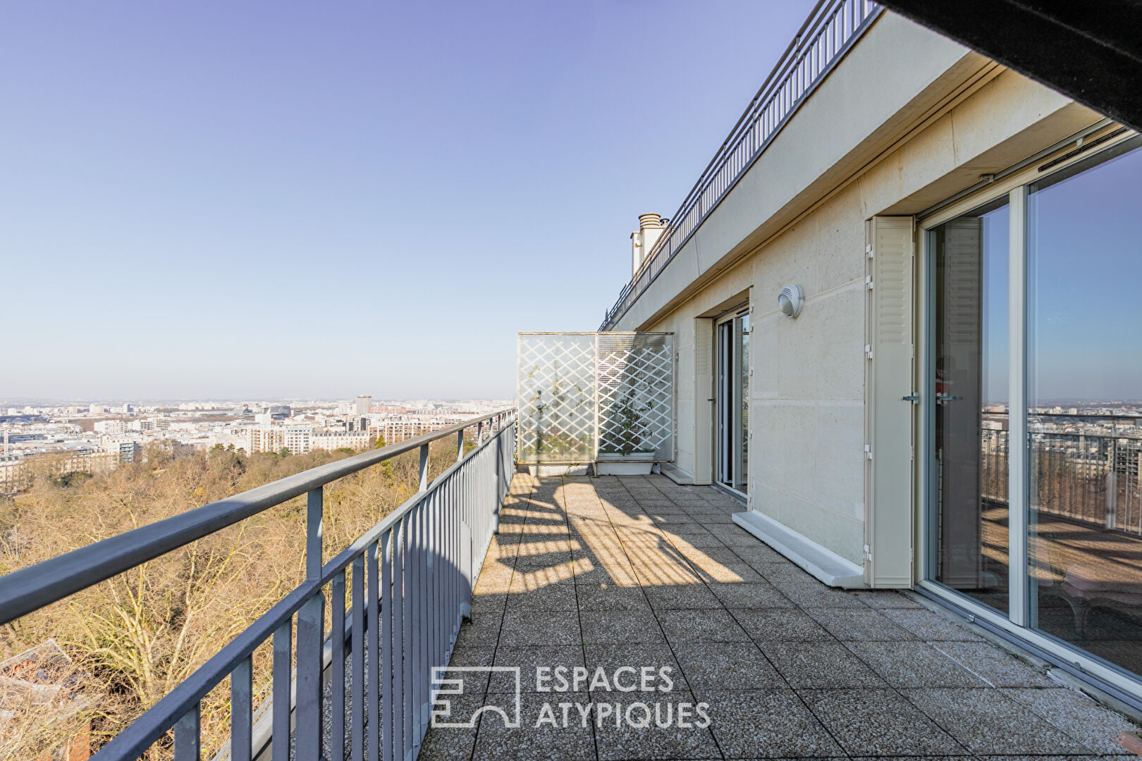 Dernier étage avec terrasse, rooftop et vue panoramique