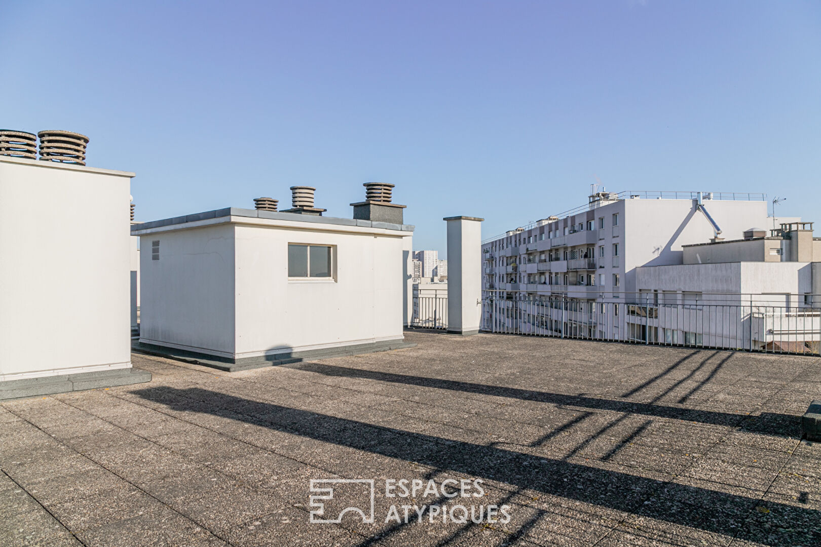 Dernier étage avec terrasse, rooftop et vue panoramique